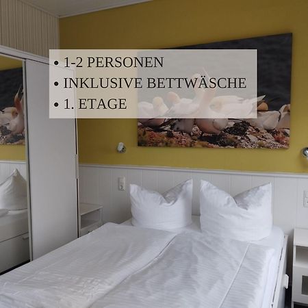 Haus Krabbe Apartments Mit Doppelbetten, Fuer 1-2 Personen, Hunde Kostenfrei Willkommen, Kostenfreier Parkplatz, Zwischen Bremerhaven Und Cuxhaven Gelegen Wremen Exterior foto